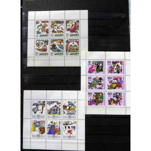 postfrisse postzegeks DDR 300 stuks