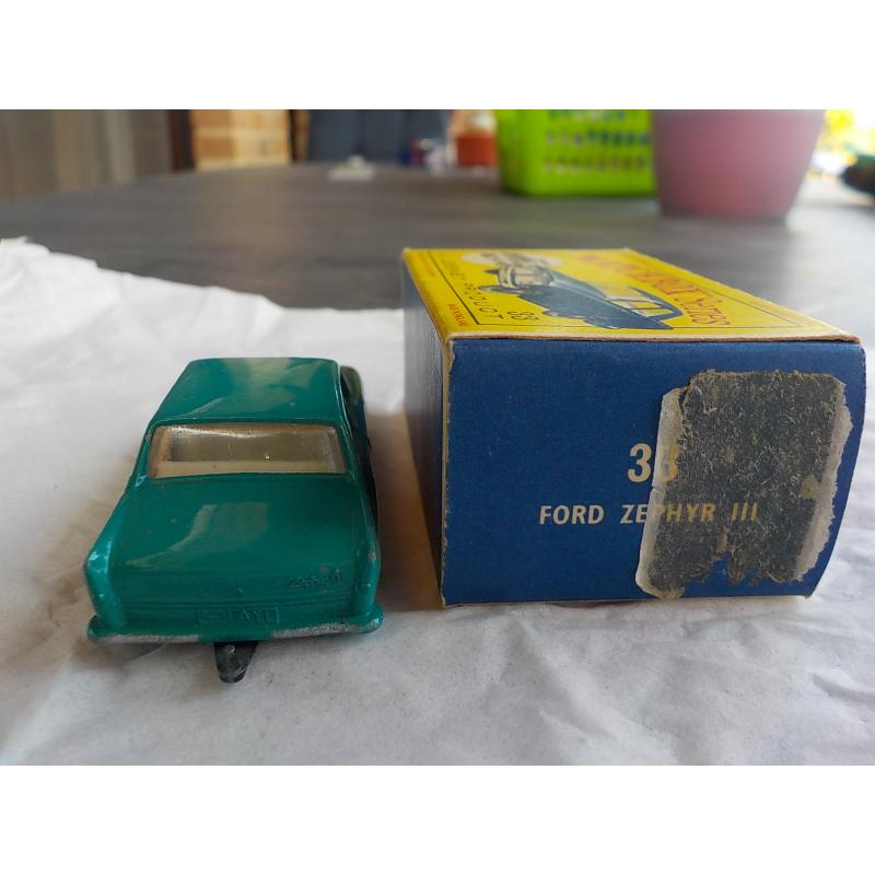 Matchbox  Lesney  n° 33b  FORD  ZEPHYR  I I I