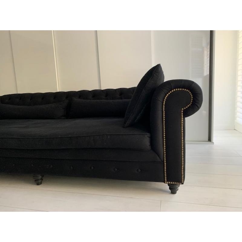 Stoffen bankstel zwart "chesterfield stijl"