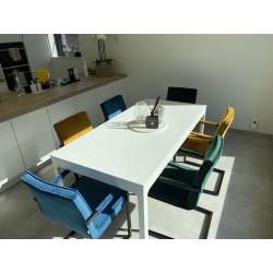 6 nieuwe eetkamerstoelen