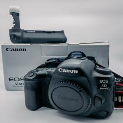 CANON 5D MARK IV Apple iPhone 13 Pro Max 12 Pro Apple MacBook Pro Sony PS5 Games WhatsApp us   19414678975