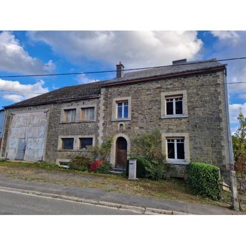 NOIREFONTAINE (BOUILLON): Woning met schuur ( -29a) – VAS1416