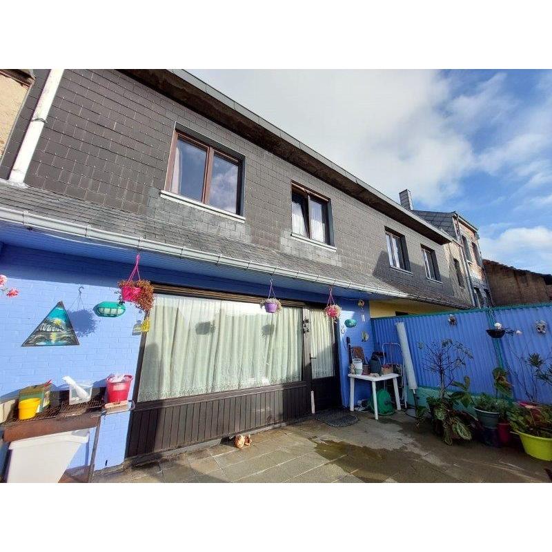 SAINT-HUBERT: Ruime triplex met garage – VAS 1413B