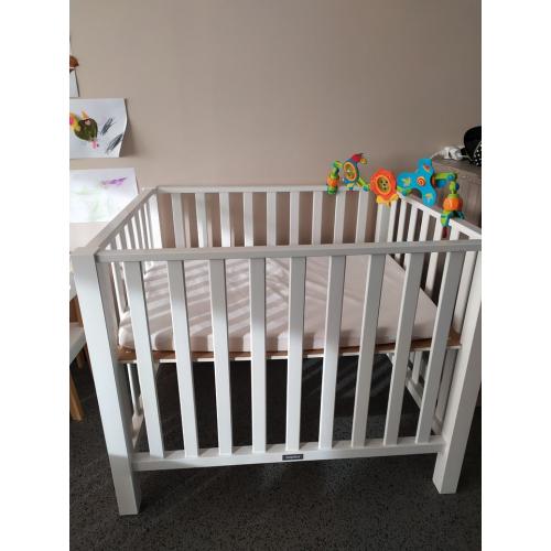 Baby Park Bopita   boxmatras met hoeslaken GRATIS speelgoed