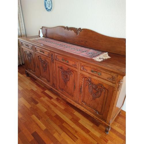 Dressoir en vitrinekast