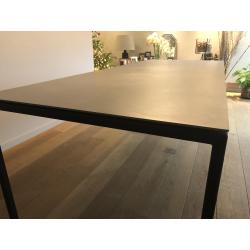 Design eettafel VIPP