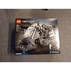 lego 42100 Liebherr graafmachine NIEUWE GESEALDE DOOS.