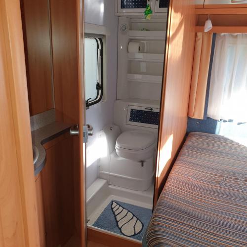 Caravan Wilk S4 450HTD met voortent