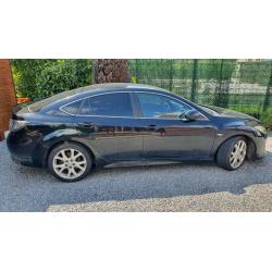 Mazda 6 hatchback Sport zwart diesel 2.2 geaccidenteerd