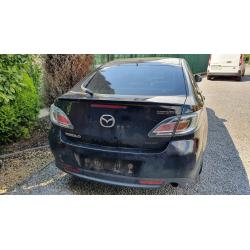 Mazda 6 hatchback Sport zwart diesel 2.2 geaccidenteerd