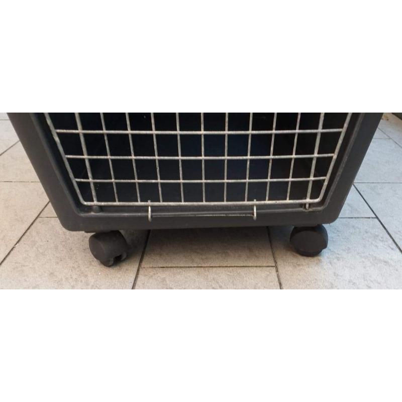 Benche, transportbox, slaapplaats hond, box konijn of poes of kleine hond