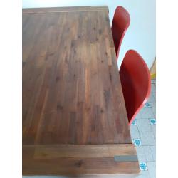 Eettafel, hoog