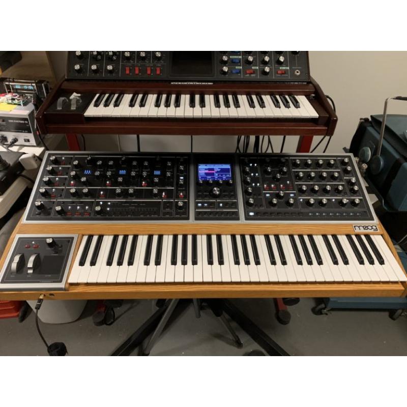 Moog one 16