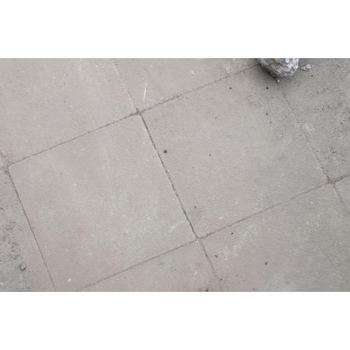 gratis betontegels 50-60 stuks (30*30*4)