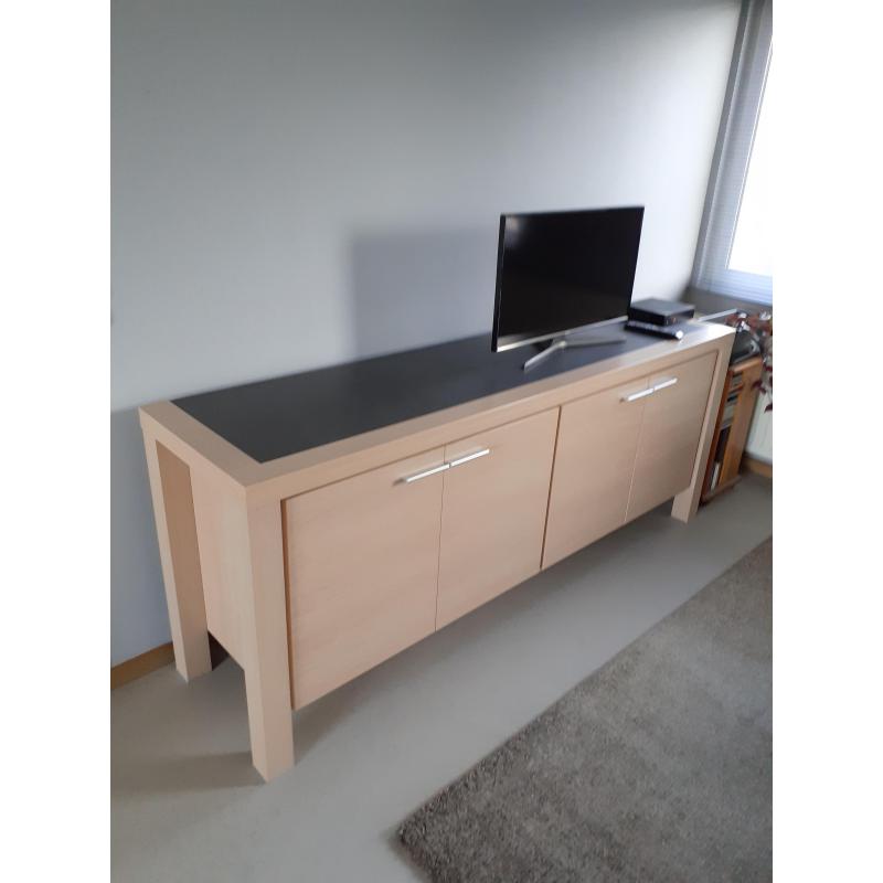 Dressoir met leisteen