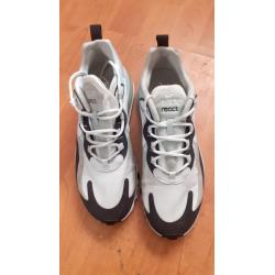 2paar Nike air max maat 39