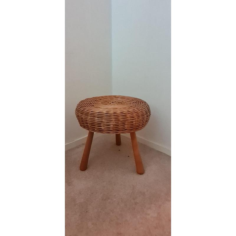 Tony Paul Tripod Wicker Stool, America 1950s vintage kruk riet