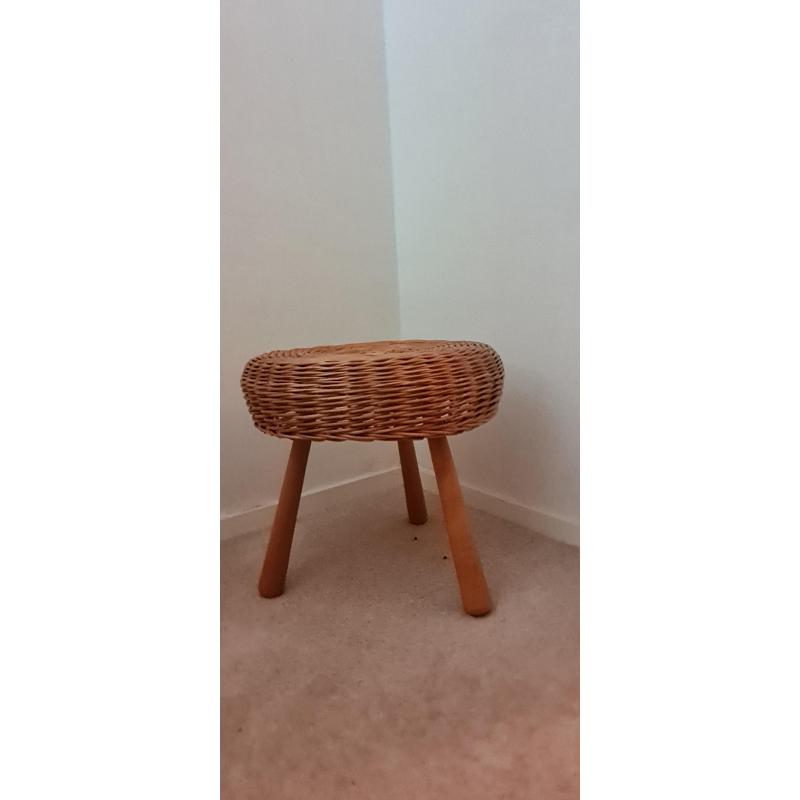 Tony Paul Tripod Wicker Stool, America 1950s vintage kruk riet