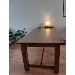 Mooie eiken tafel