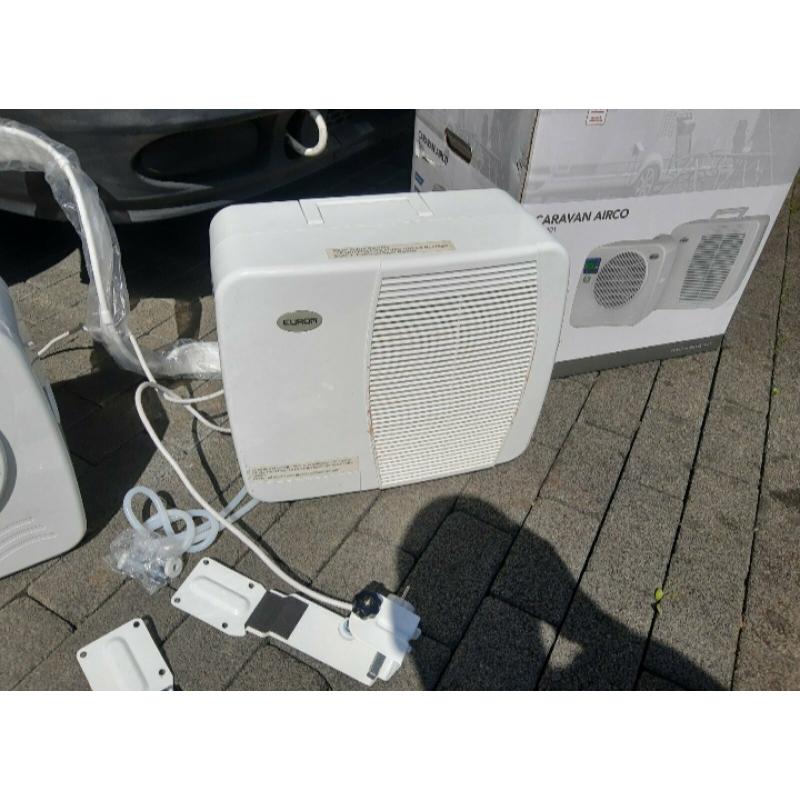 Eurom AC2401 split airco voor campers / caravans.