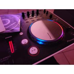 pioneer DDJ- ERGO DJ controller