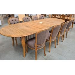 Prachtige landelijke tafel met 8 stoelen