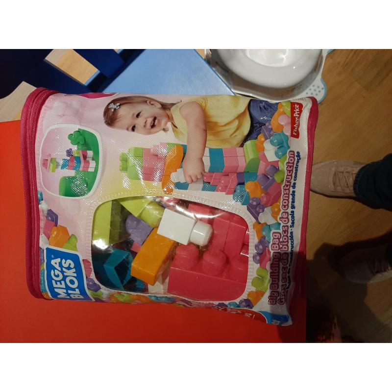 lot kinderspeelgoed voor 172 euro,