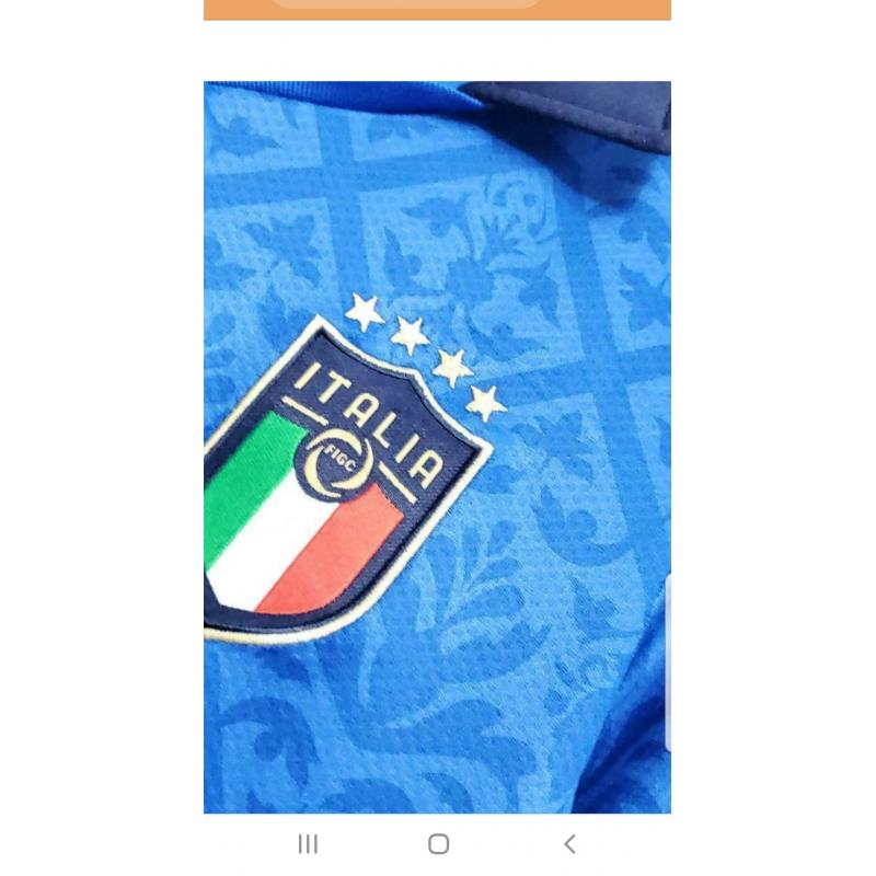 Originele truitjes o.a. Italië Real Madrid  enz NIEUW €45