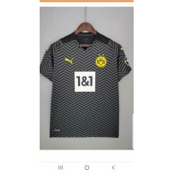 Originele truitjes o.a. Bayern Dortmund  enz NIEUW €45