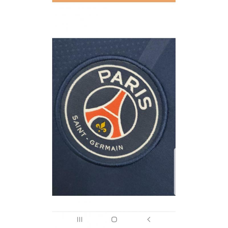 Originele truitjes o.a. Liverpool, Paris enz NIEUW €45