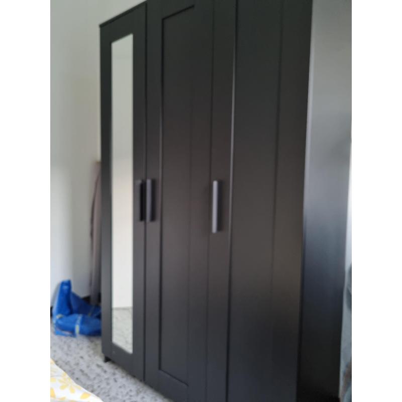 black wardrobe 90% new with mirror