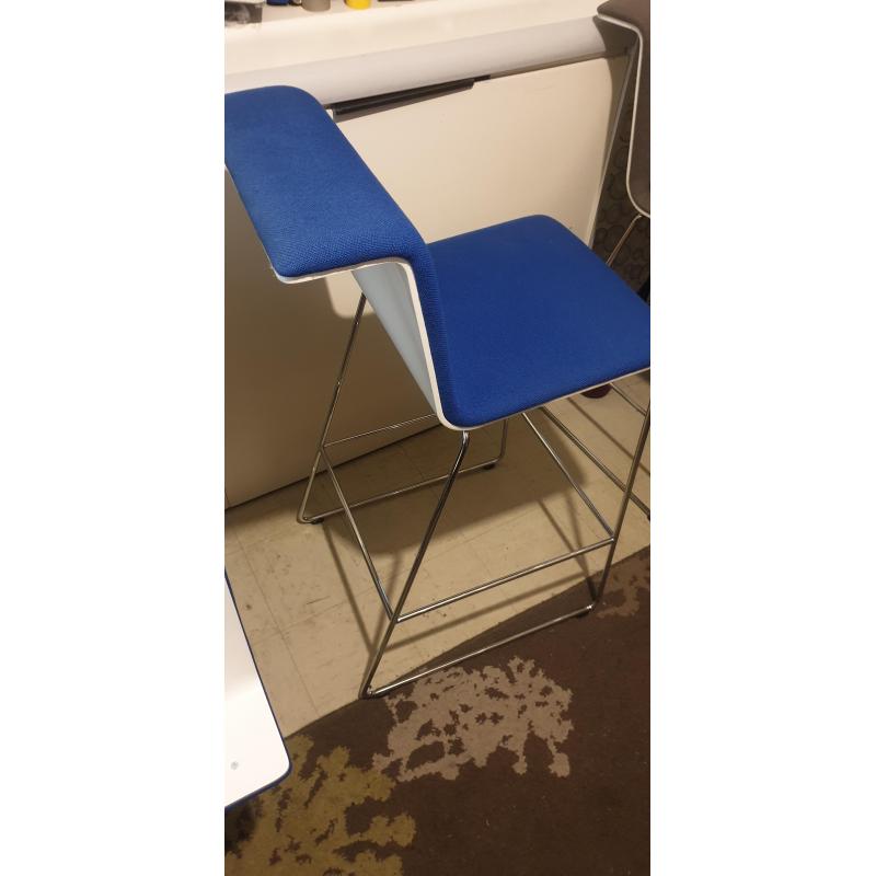 Bar krukken  / stoelen