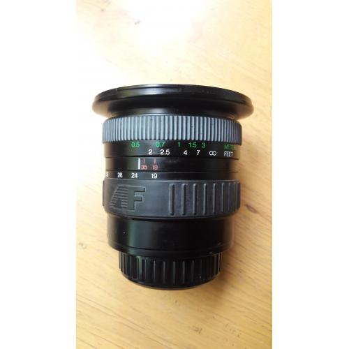 Cosina 19-35 3.5/4.5 MC supergroothoeklens