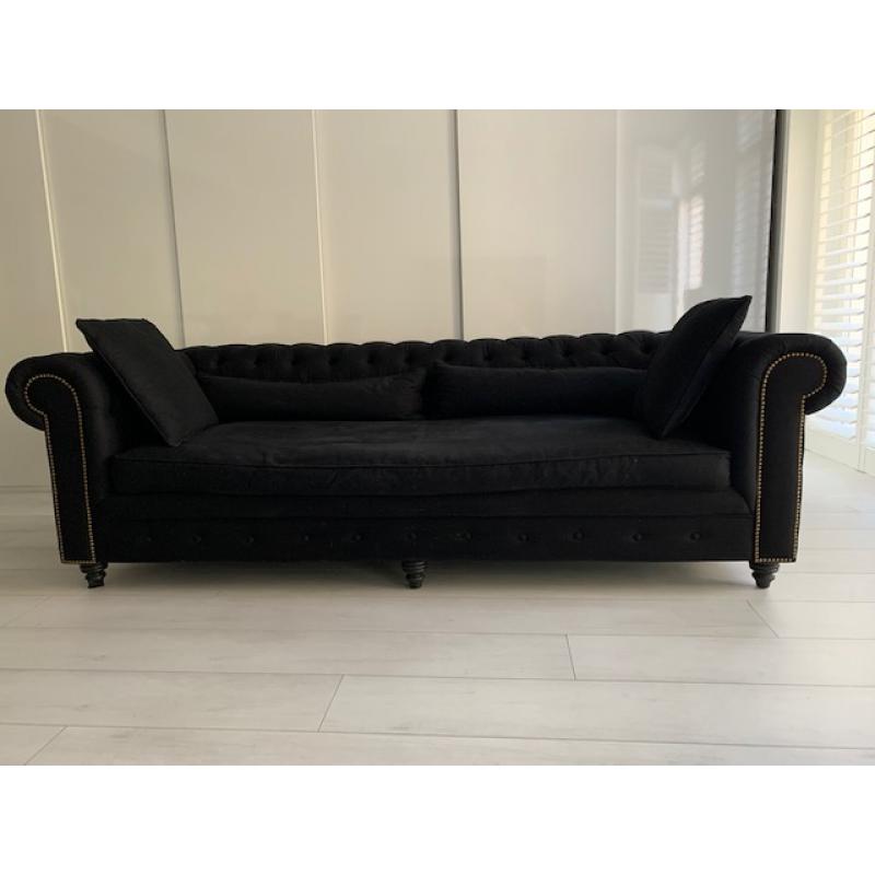 Stoffen bankstel zwart "chesterfield stijl"