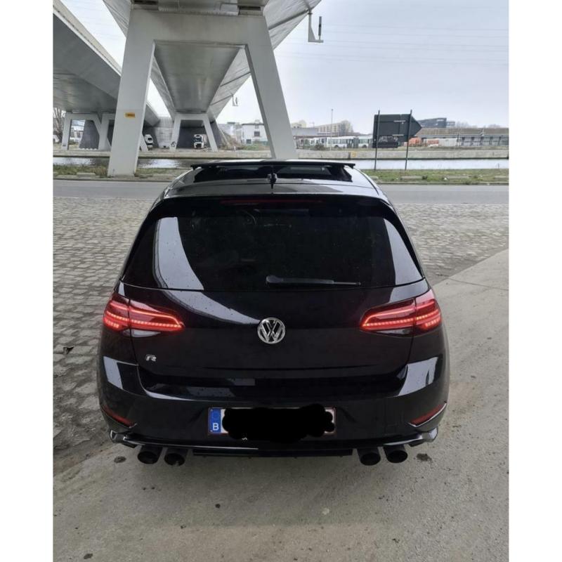 Volkswagen Golf R DSG/LED/PANO/AKRAPOVIC/VIRTUAL/DYNAUDIO