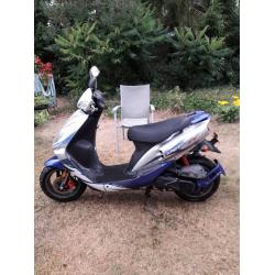 te koop scooter sym