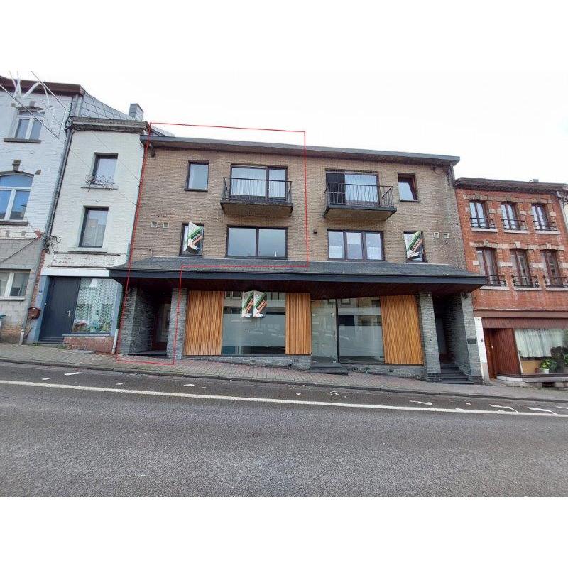 SAINT-HUBERT : Triplex avec garage – VAS 1413C