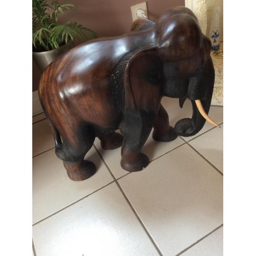 Houten olifant