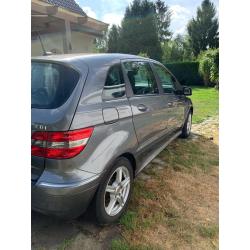 Mercedes  b180 diesel 2009’