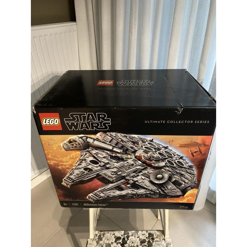 LEGO Star Wars Millenium Falcon 75192