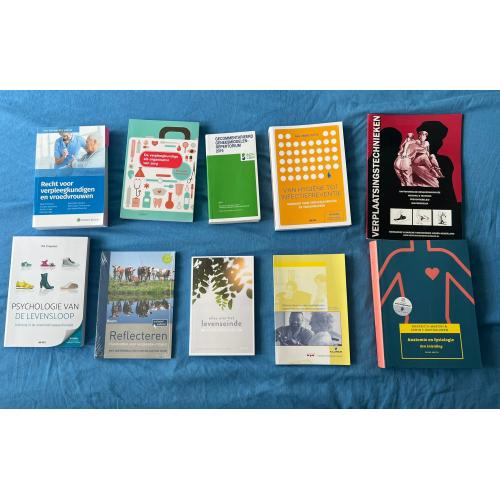 Te koop studieboeken verpleegkunde