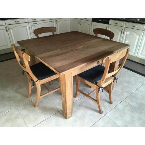 Teak houten tafel en stoelen