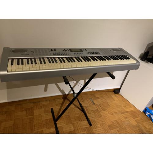 Digital piano te koop