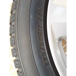 Winterbanden Falken HS449 Eurowinter met aluvelgen MSW 17"