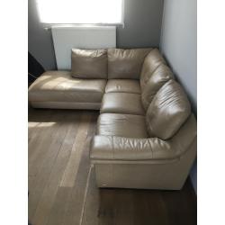 Hoeksalon Natuzzi in zeer goede staat