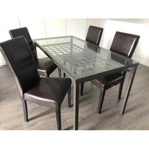 Eettafel (glas-metaal) met 4 stoelen