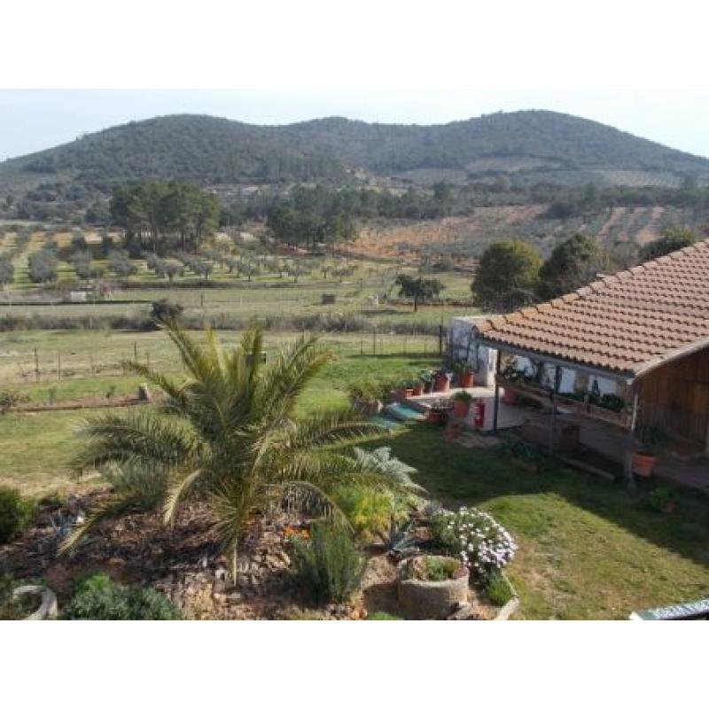 Rustieke woon-vakantieboerderij, B&B-Camping-Paarden-campers SPANJE EXTREMADURA