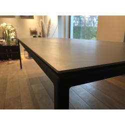 Design eettafel VIPP