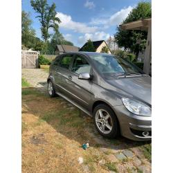 Mercedes  b180 diesel 2009’