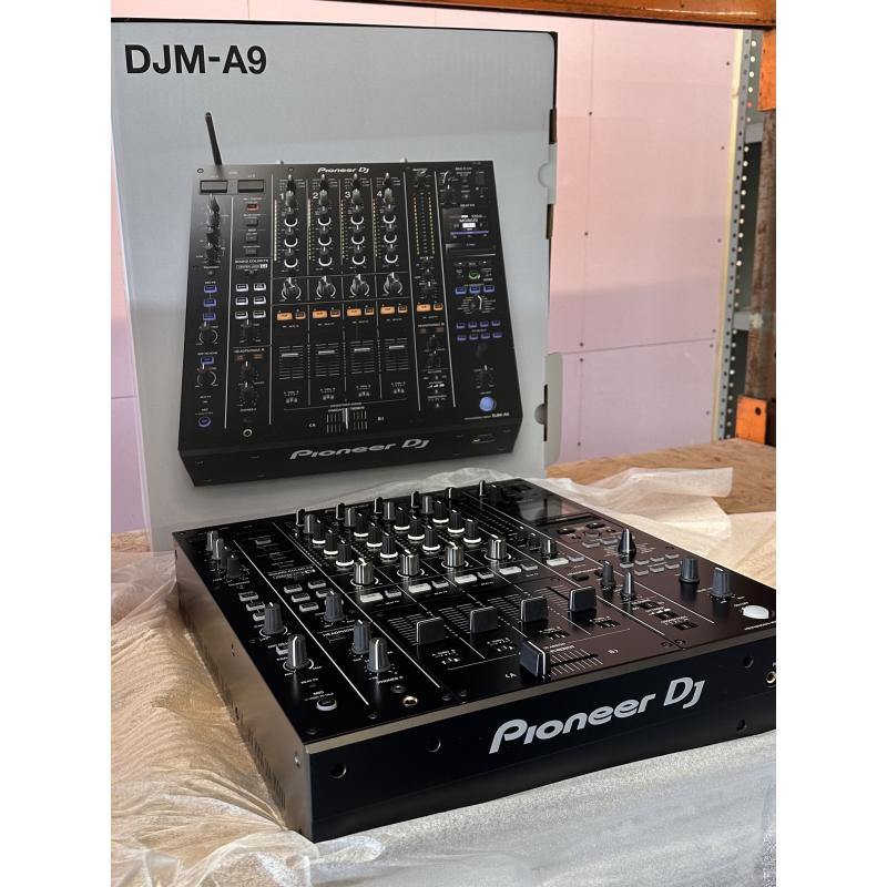 Pioneer CDJ-3000 Multi-Player / Pioneer DJM-A9 DJ Mixer / Pioneer DJ DJM-V10-LF Mixer / Pioneer DJM-S11 / Pioneer CDJ-2000NXS2 / Pioneer DJM-900NXS2 DJ-Mixer